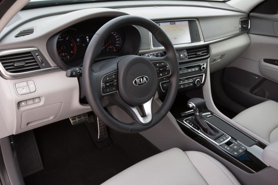  Kia Optima Sportswagon 2016 года  (фото 22 из 24)